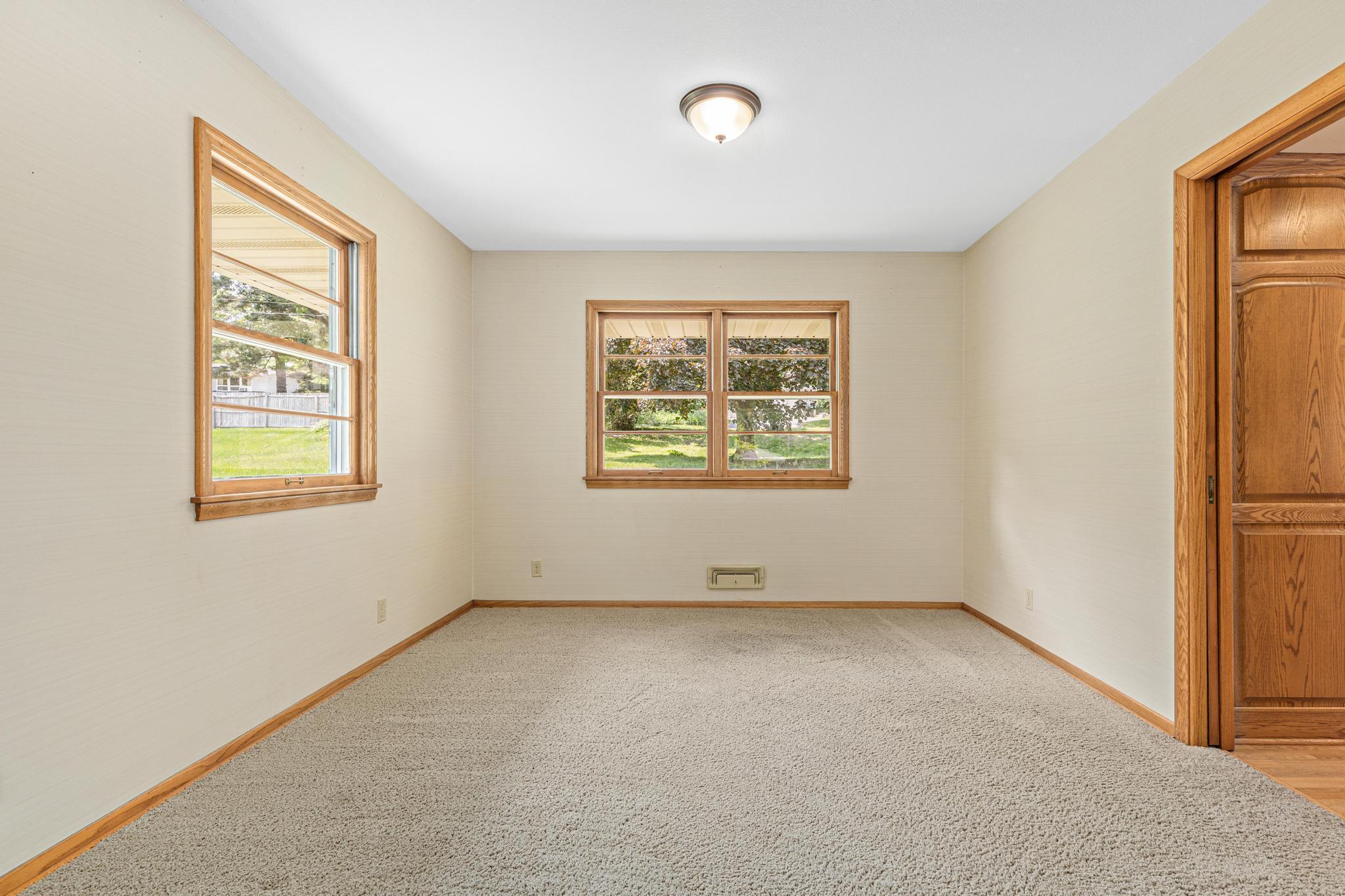 6808 Hillside Lane