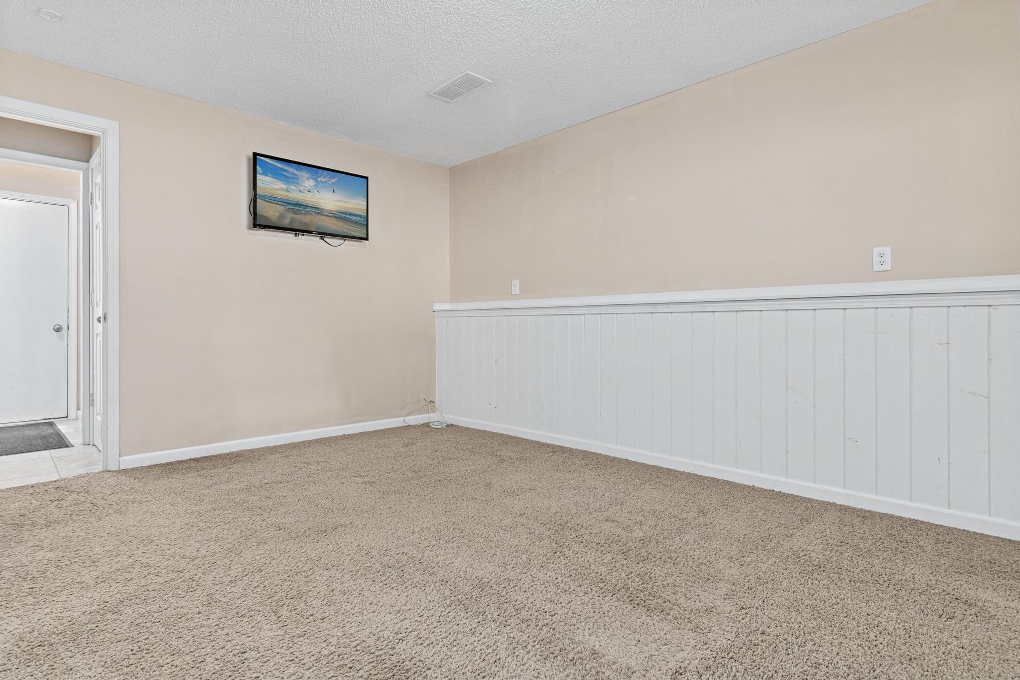 7863 Yucca Lane N