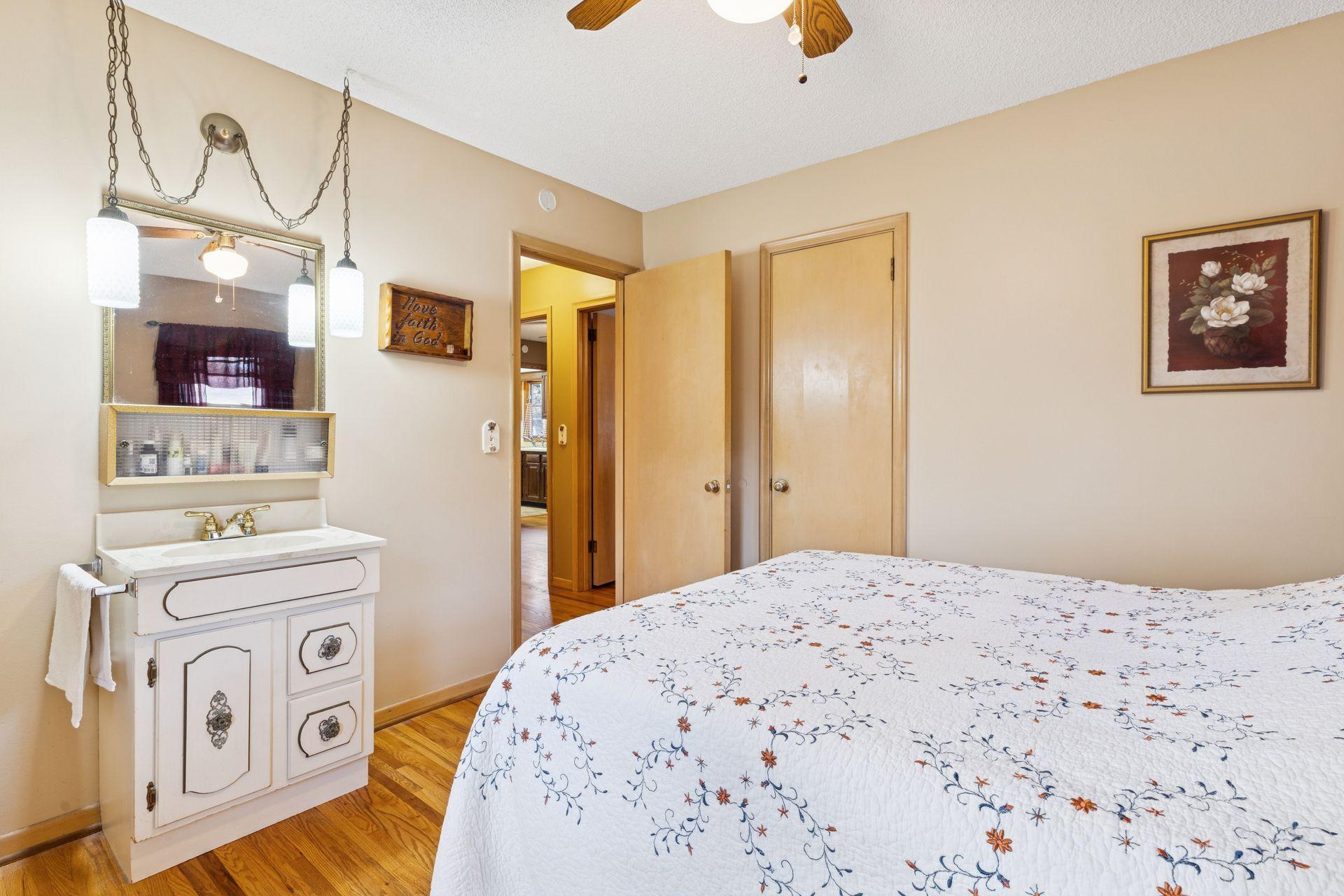 7041 Georgia Avenue N