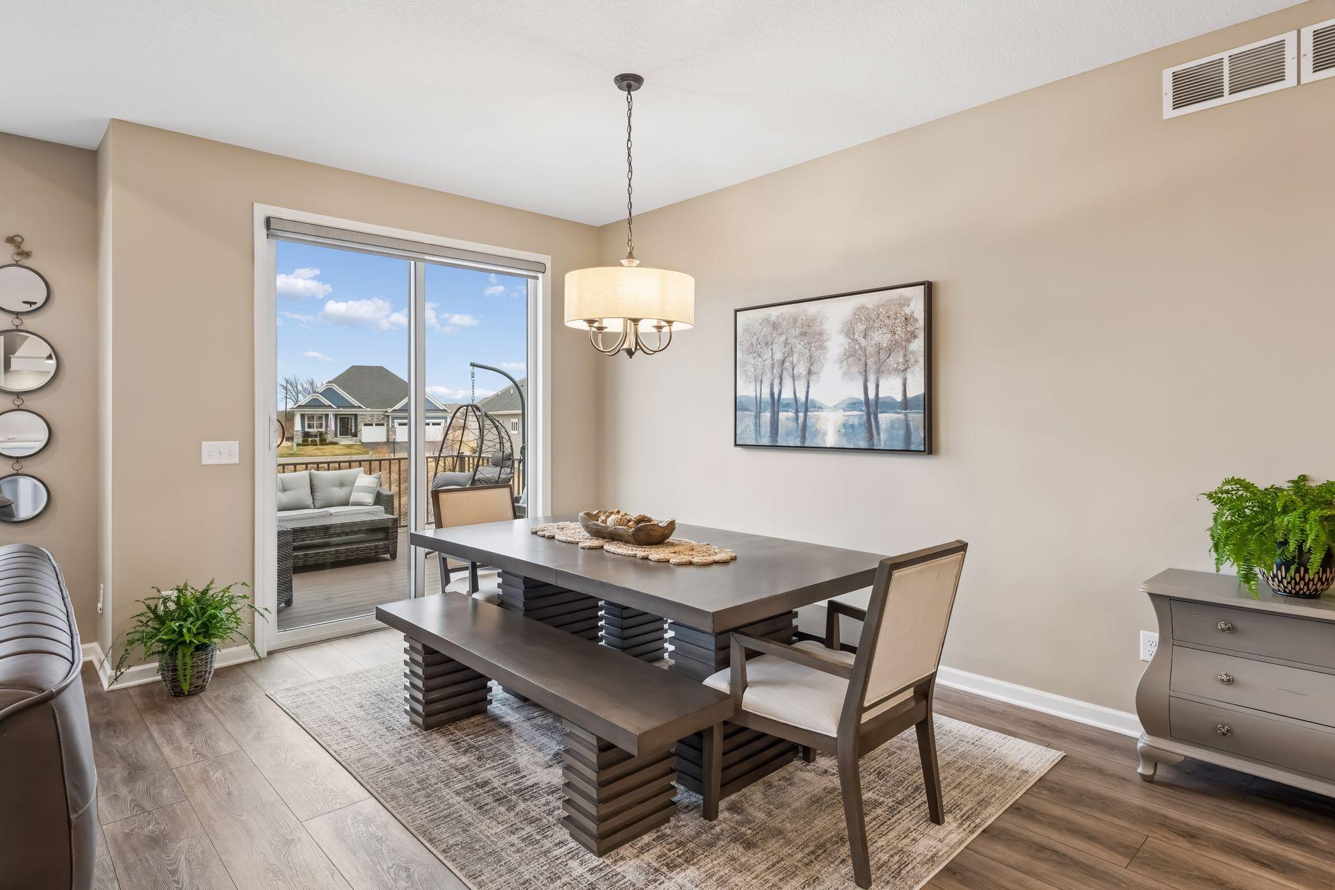 2055 Oakpointe Drive