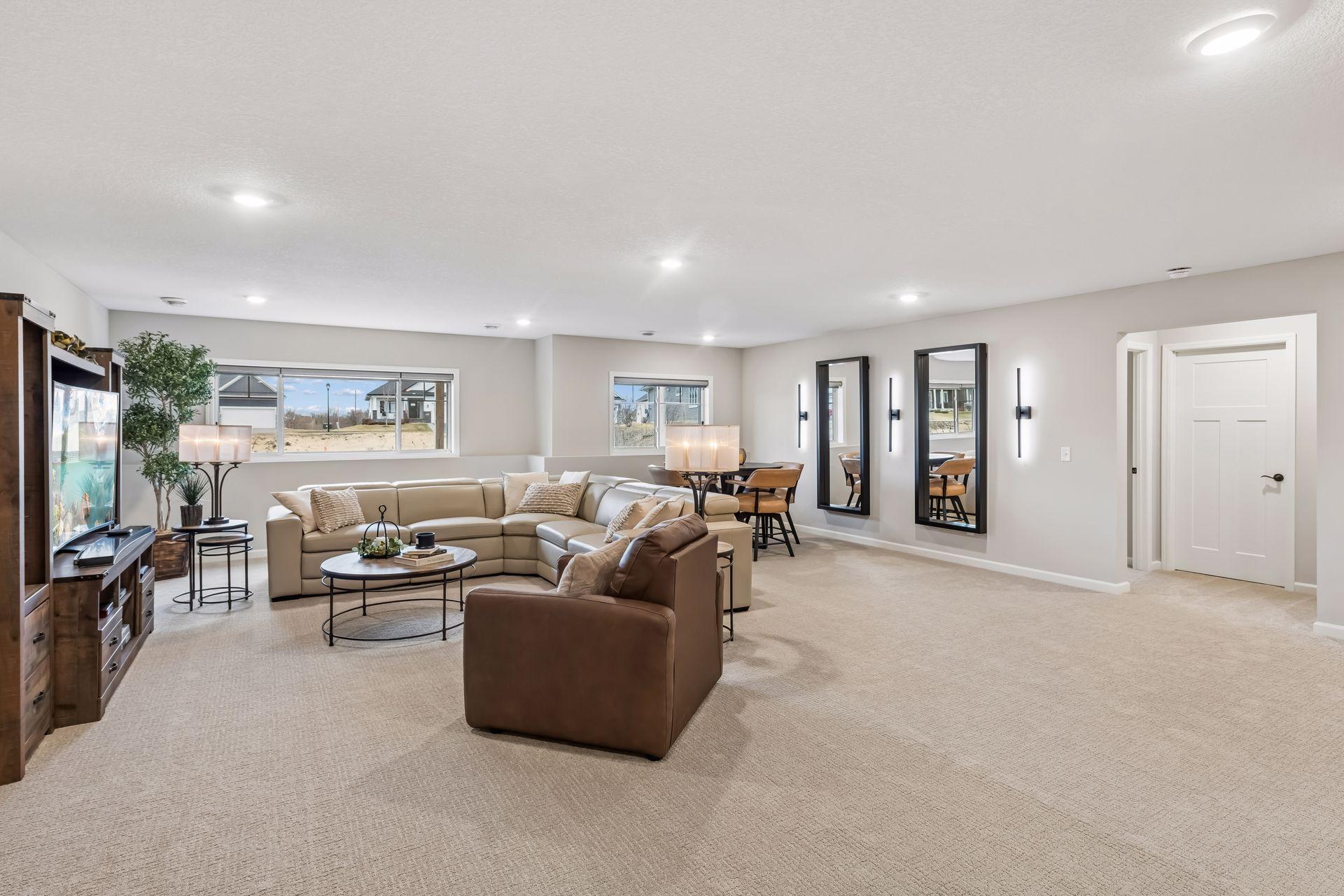 2055 Oakpointe Drive