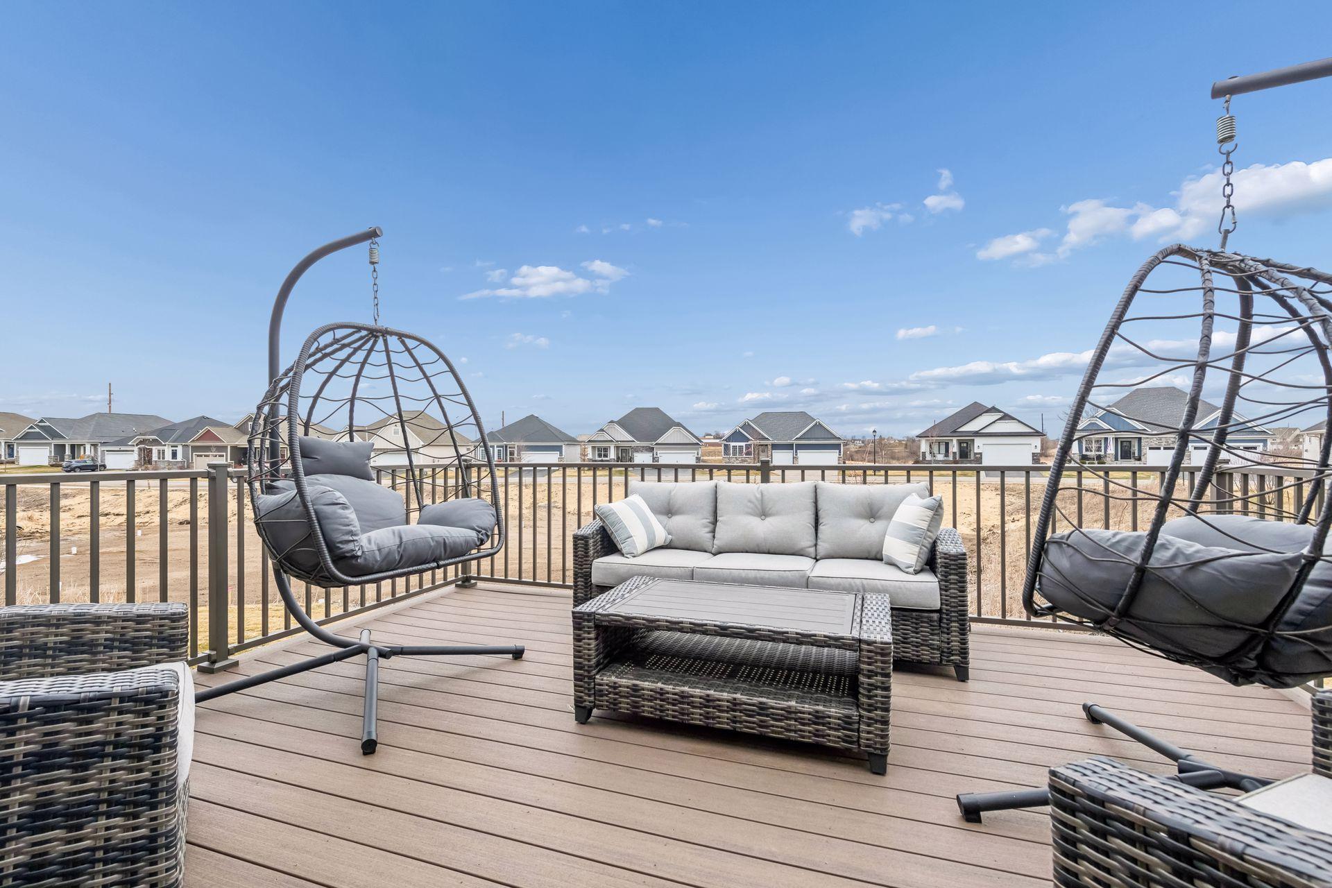 2055 Oakpointe Drive