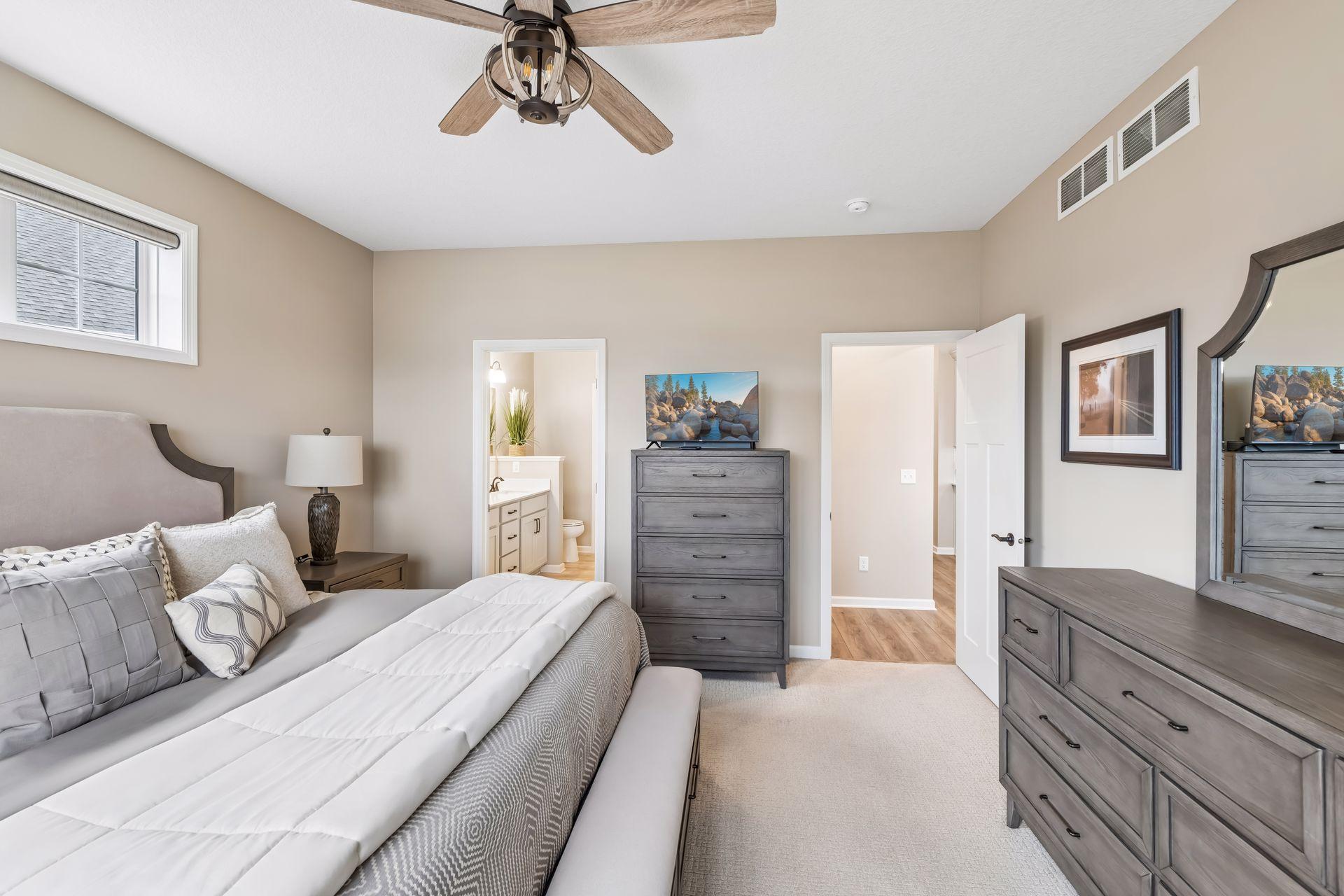 2055 Oakpointe Drive