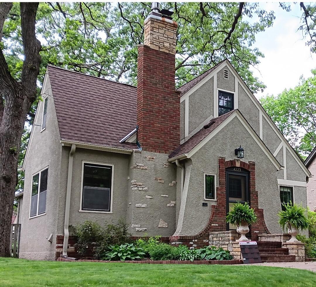 4223 Washburn Avenue N