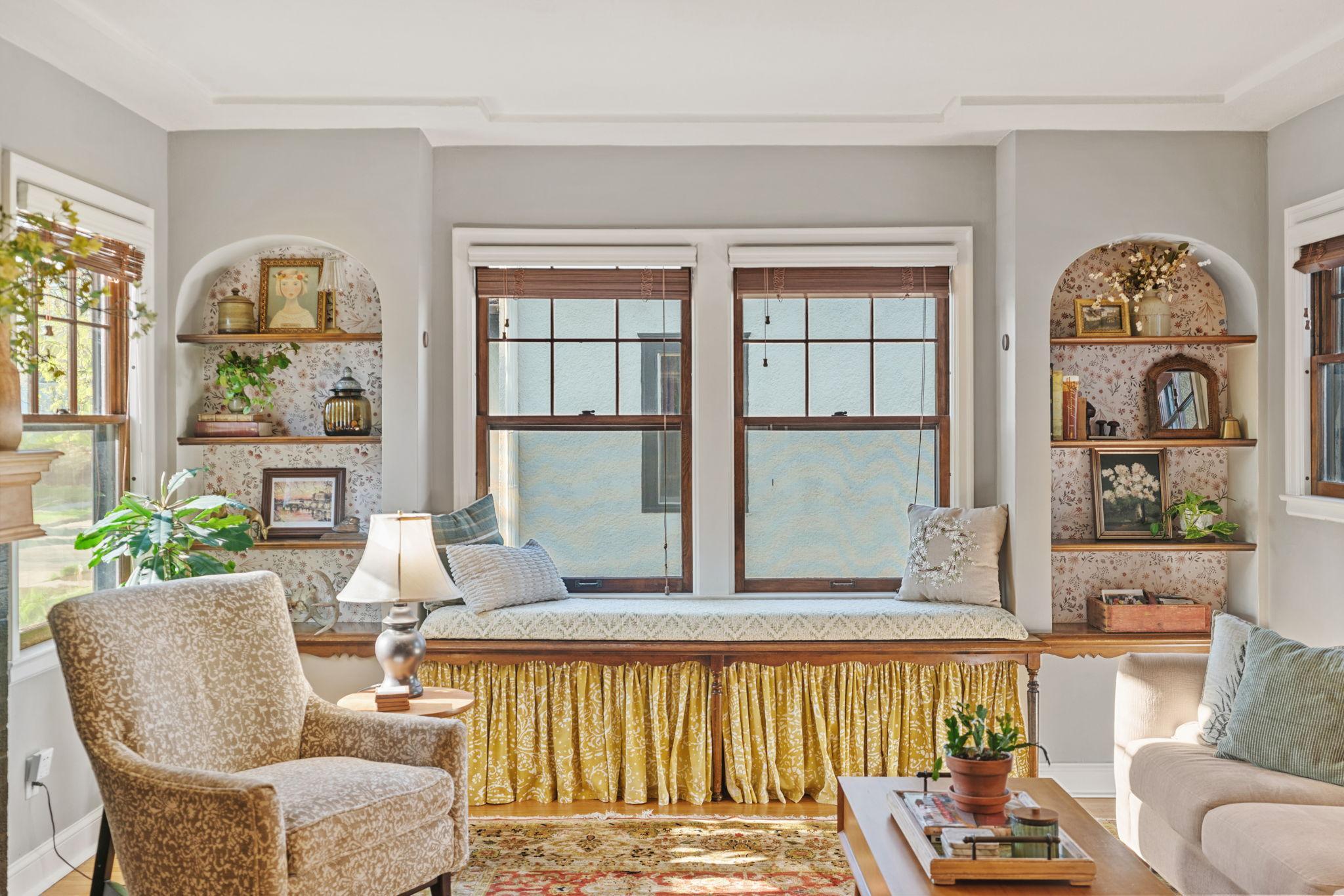 4223 Washburn Avenue N