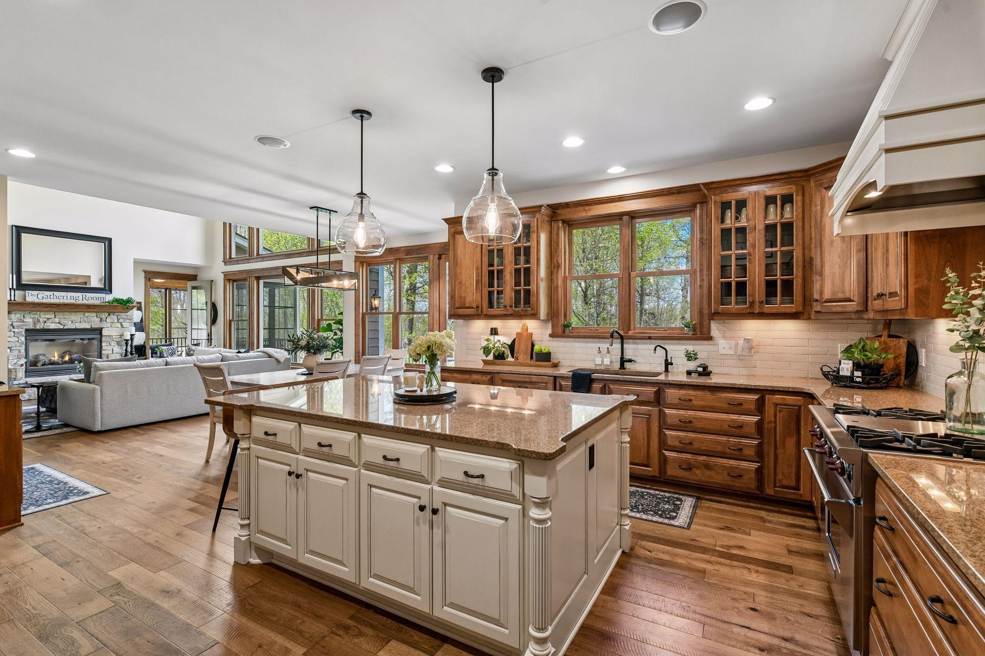 10020 Holloway Farms Road