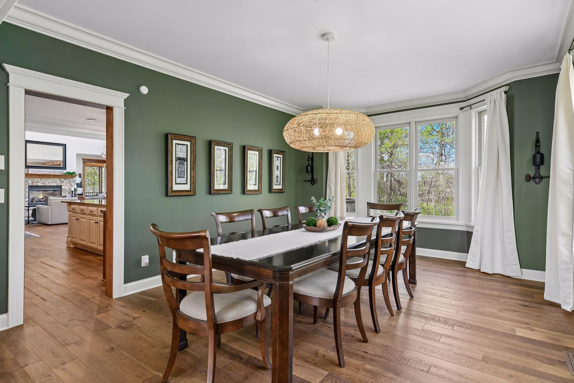 10020 Holloway Farms Road