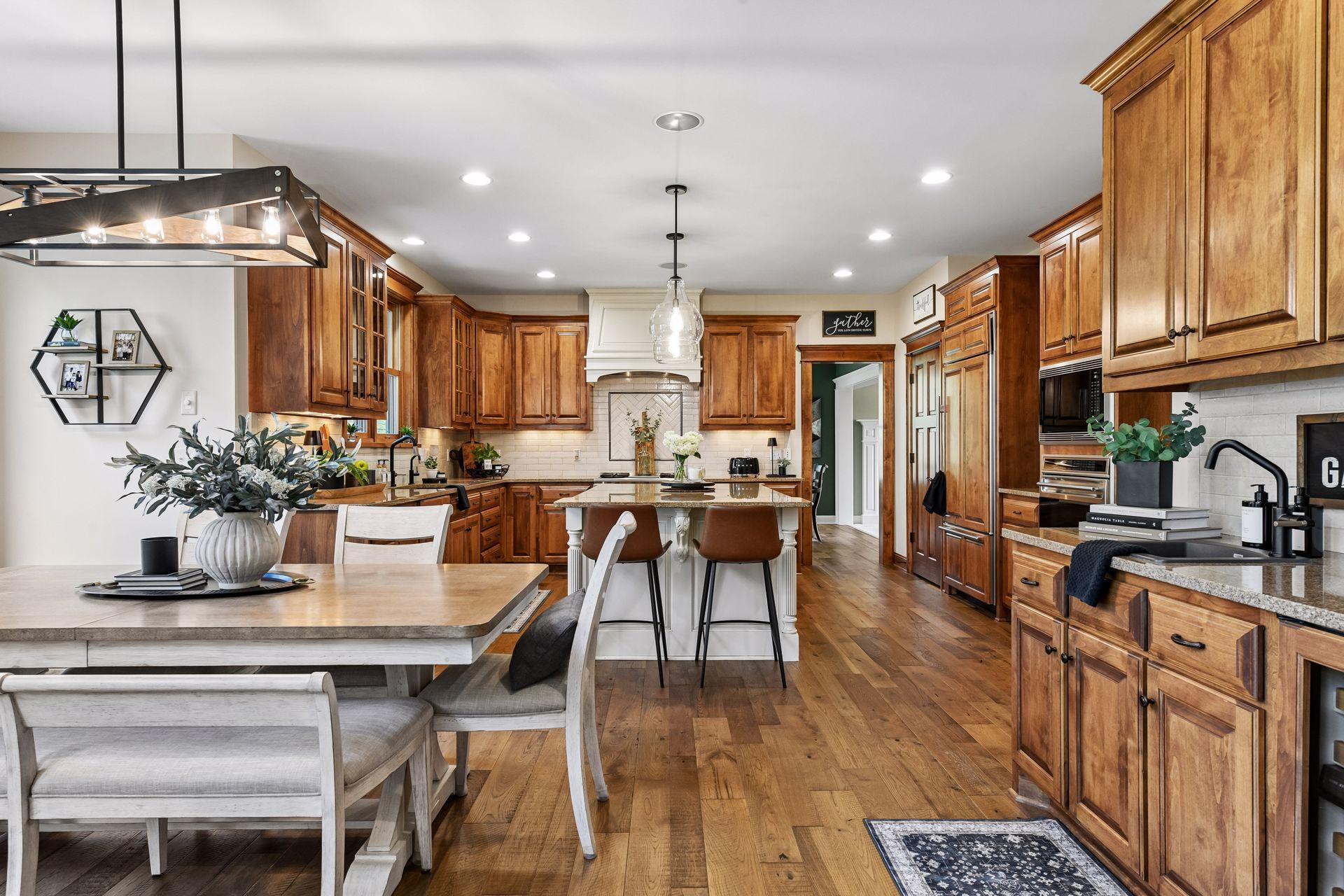 10020 Holloway Farms Road