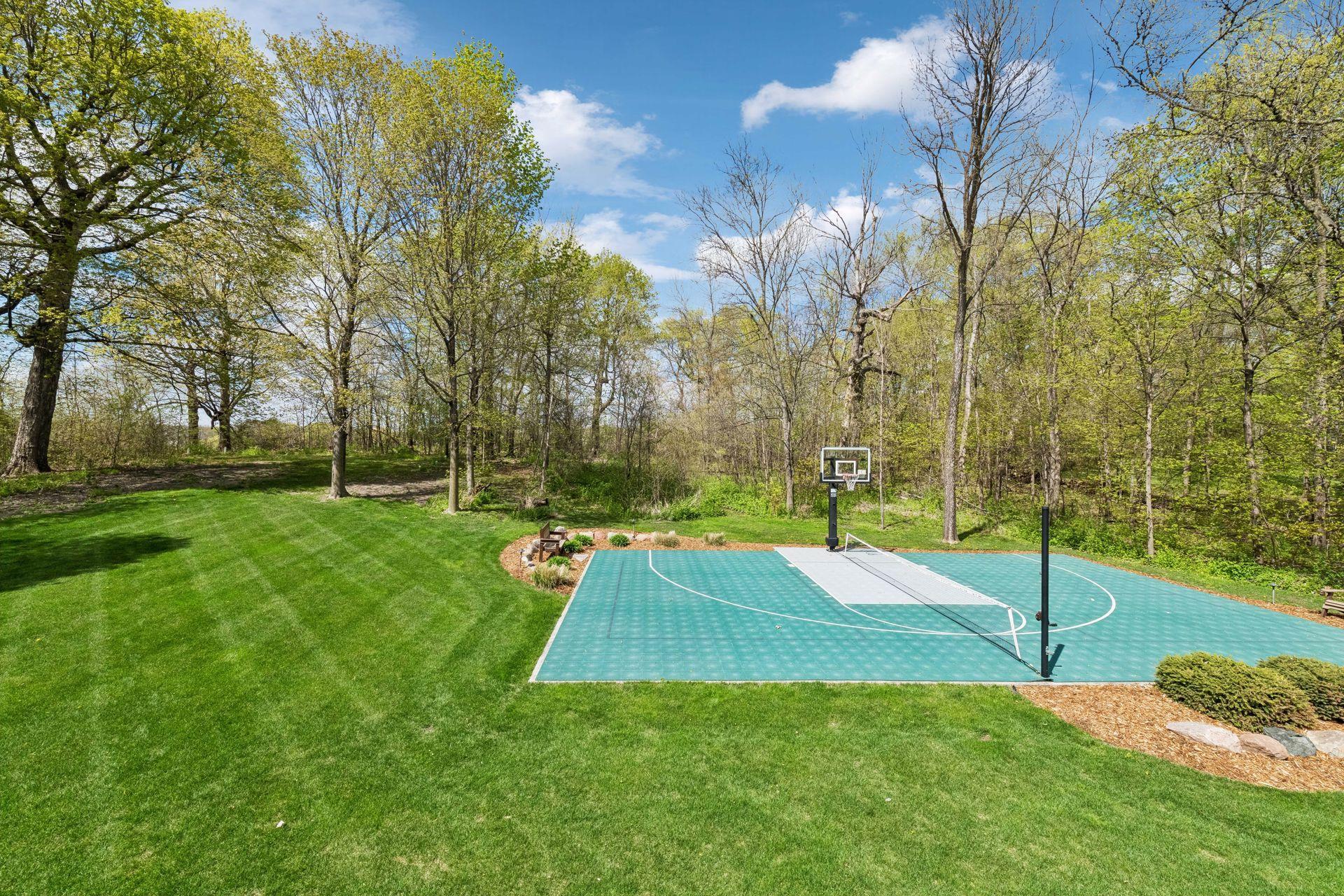10020 Holloway Farms Road