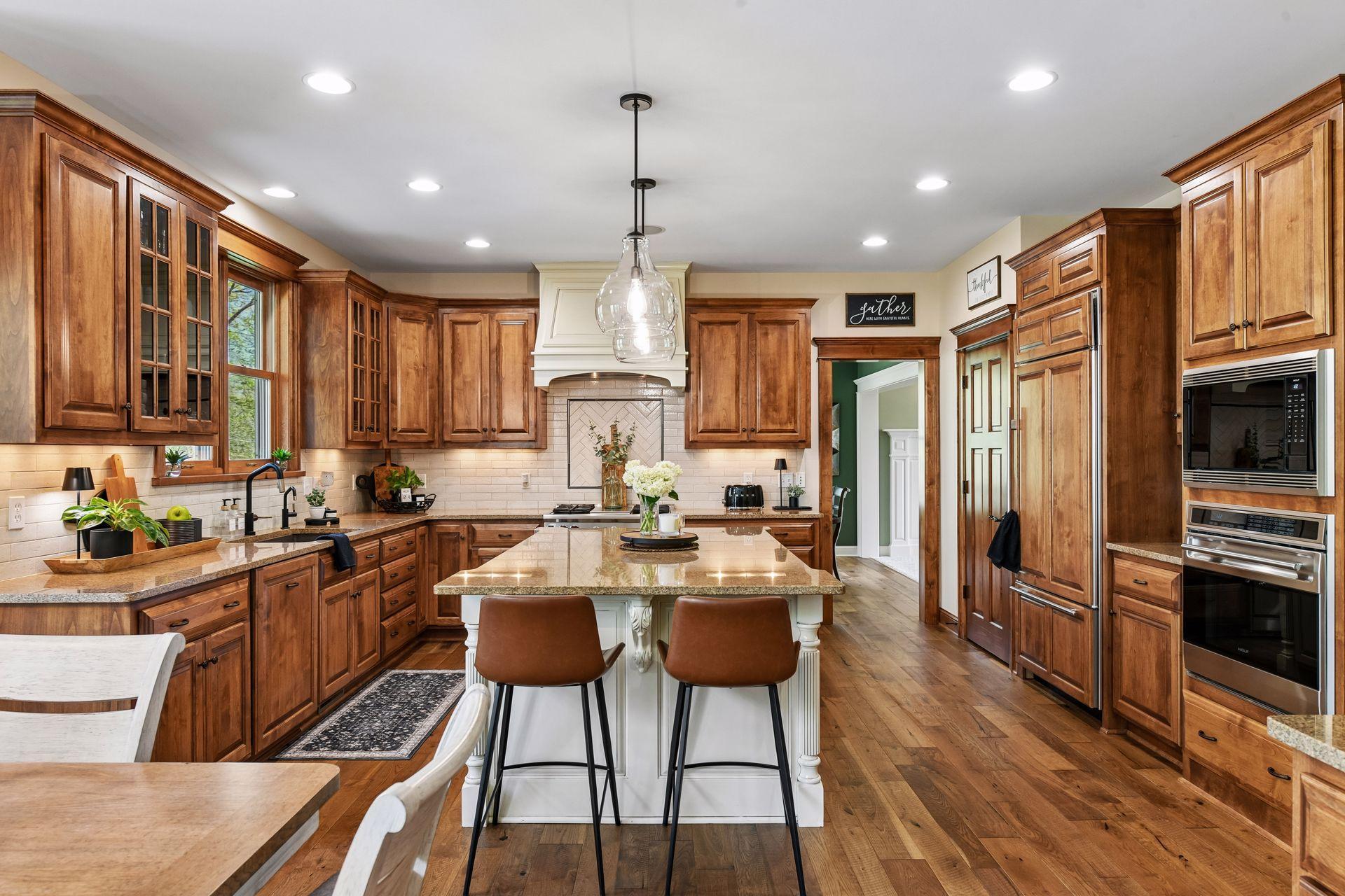 10020 Holloway Farms Road