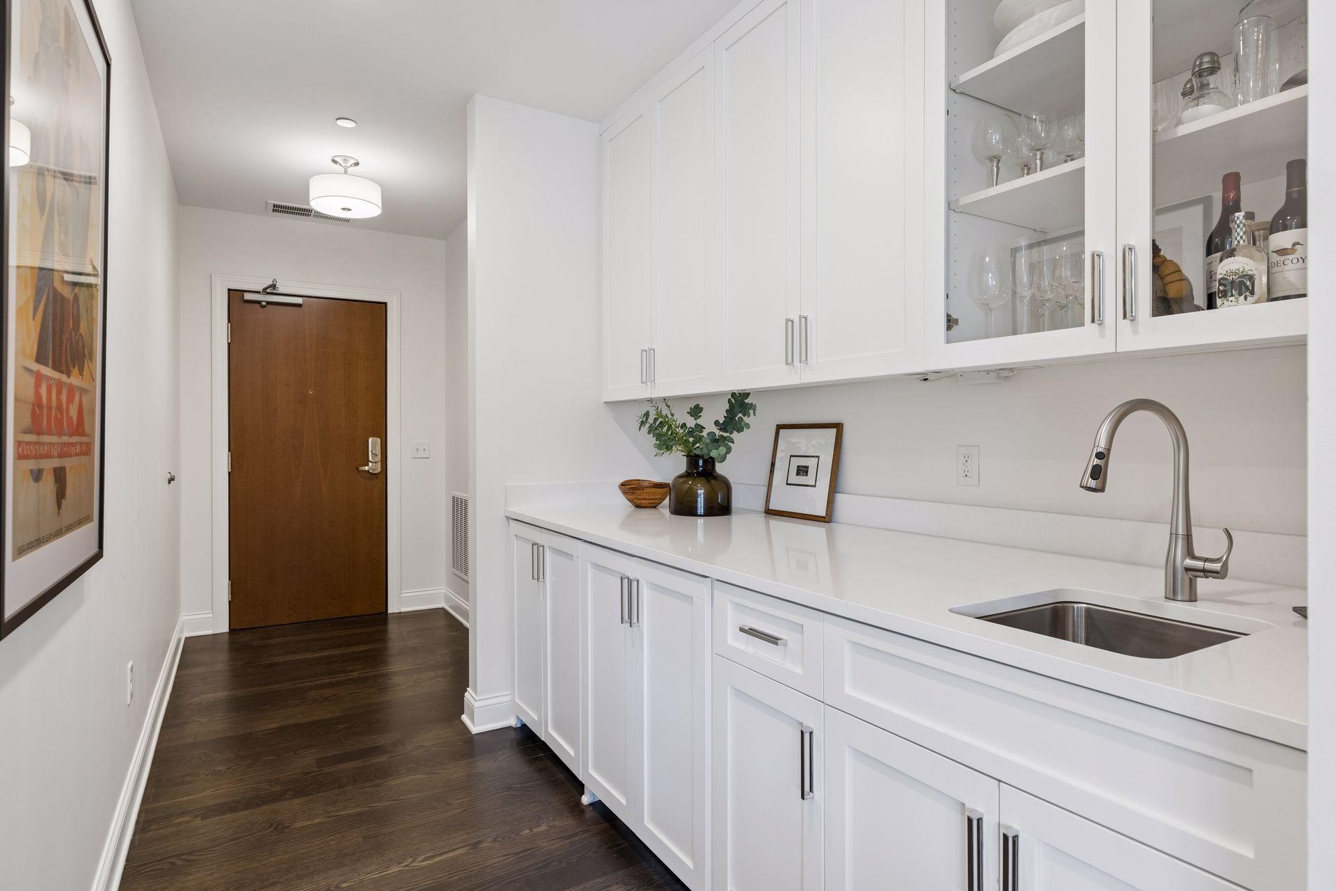 875 Lake Street N Unit: 315
