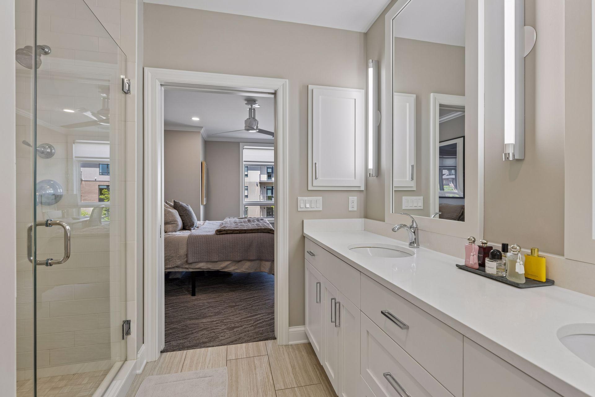 875 Lake Street N Unit: 315