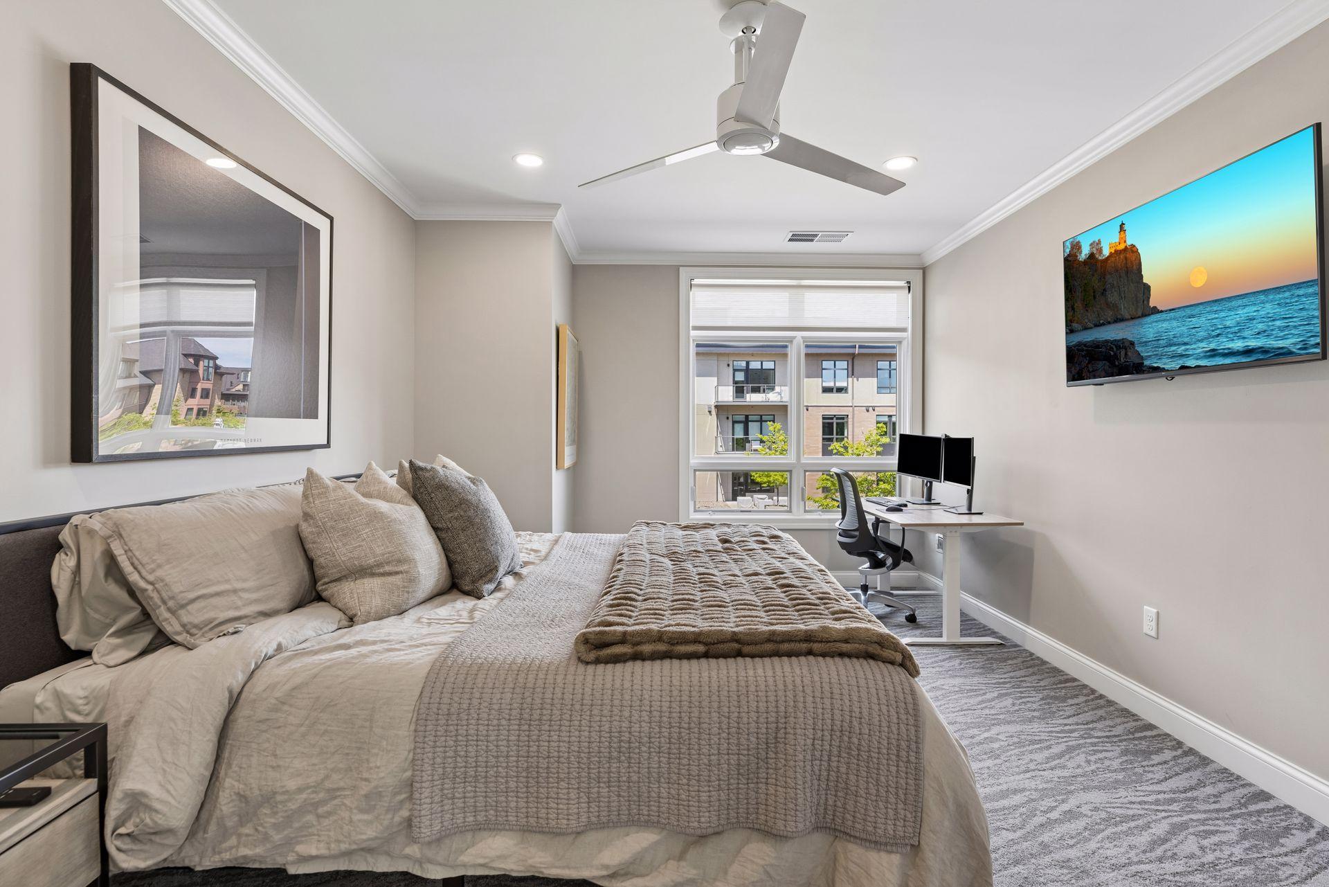 875 Lake Street N Unit: 315