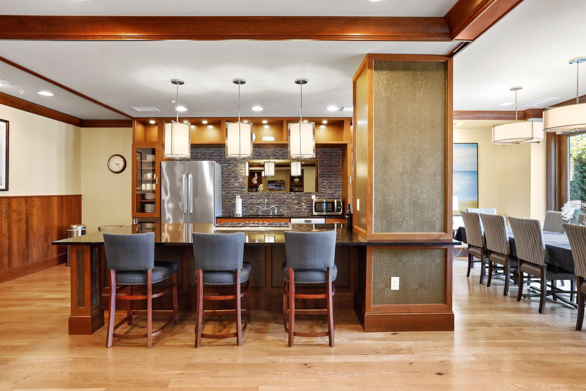 875 Lake Street N Unit: 315