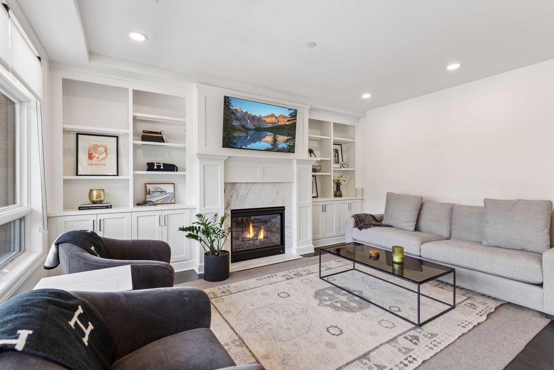 875 Lake Street N Unit: 315