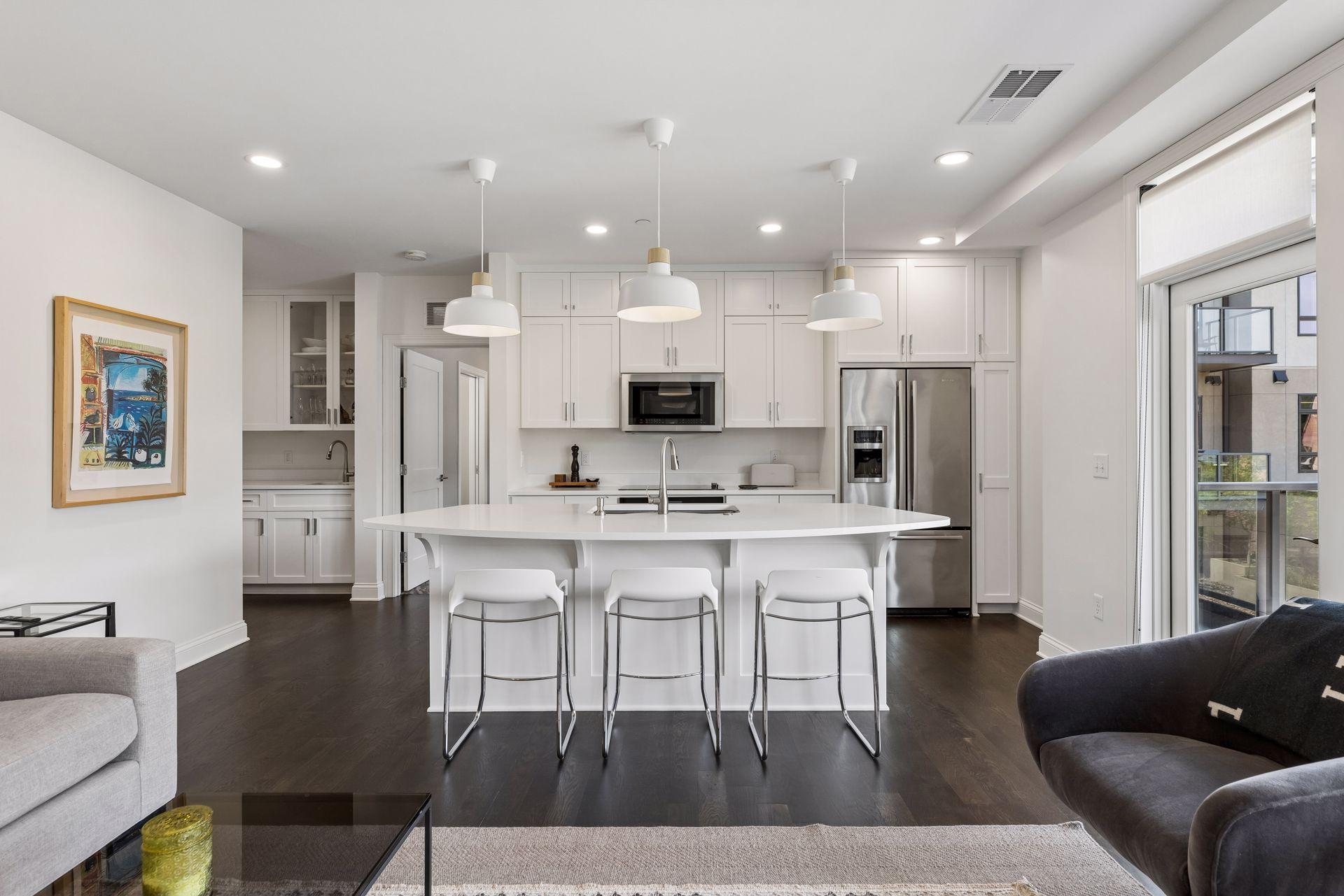 875 Lake Street N Unit: 315