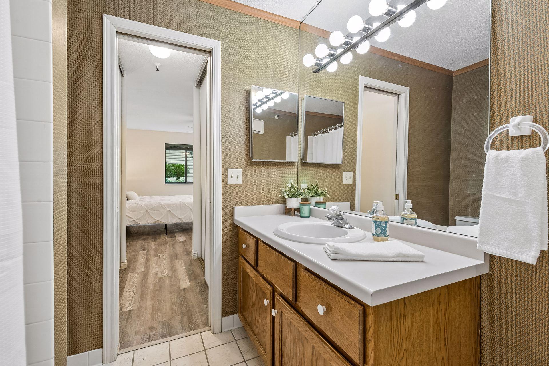 7605 Edinborough Way Unit: 6119