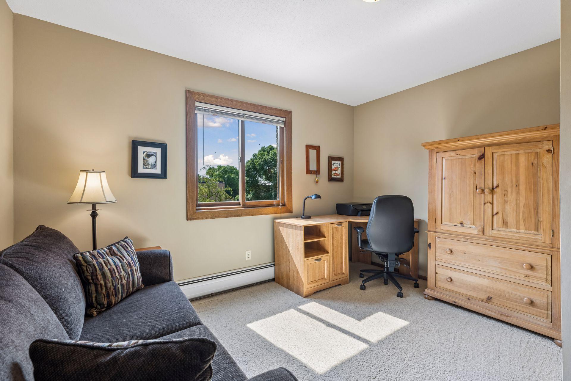 2700 Oxford Street N Unit: 140