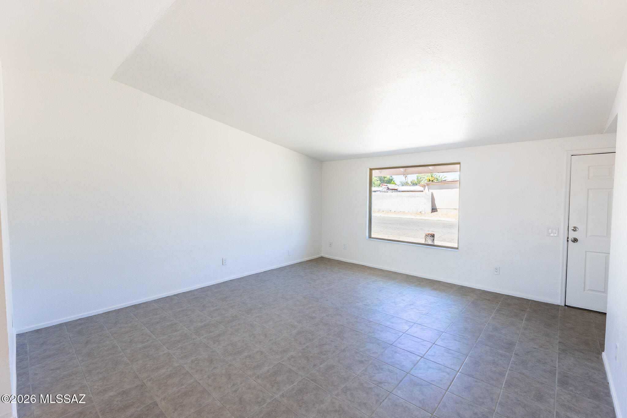 6661 S Vereda De Las Casitas
