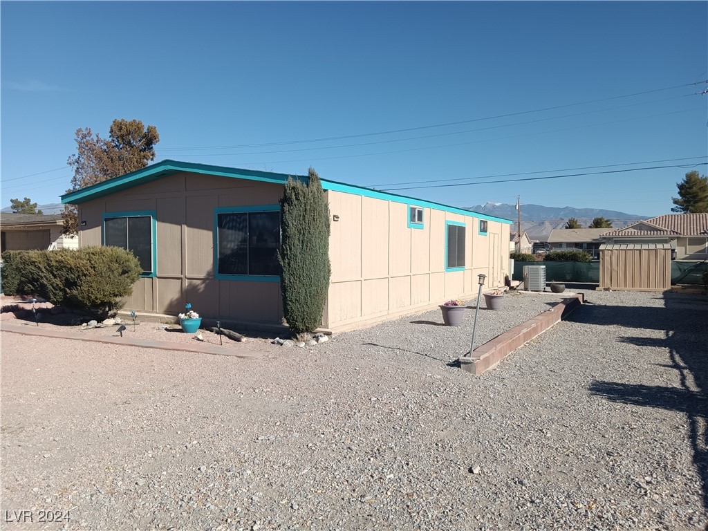 1241 South Comstock Circle