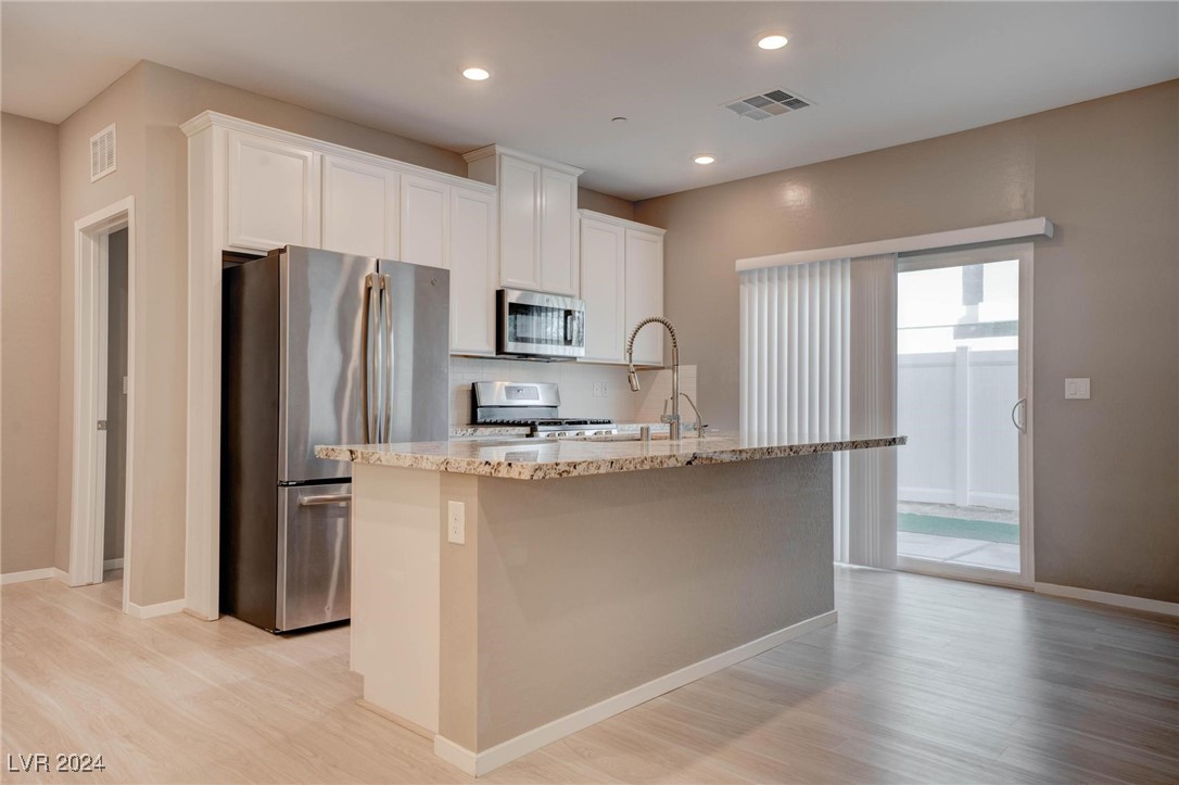 524 Mossy Cup Street 411