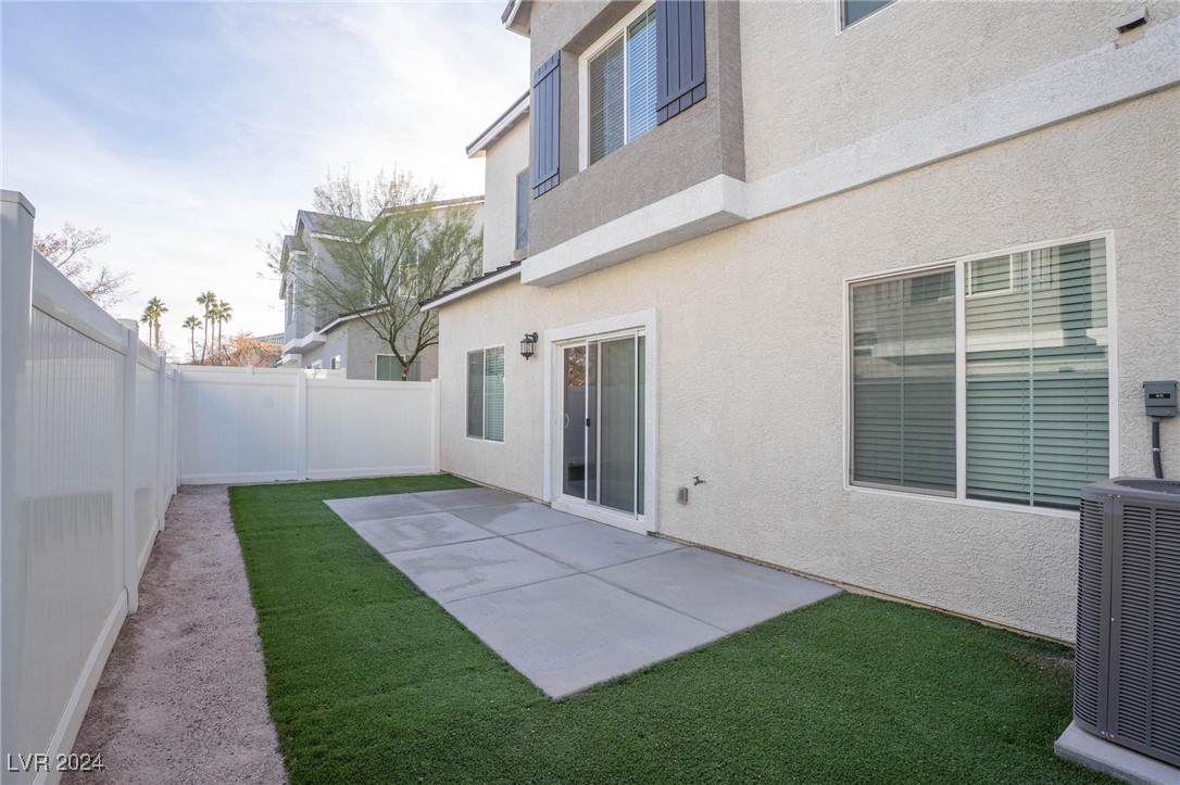524 Mossy Cup Street 411