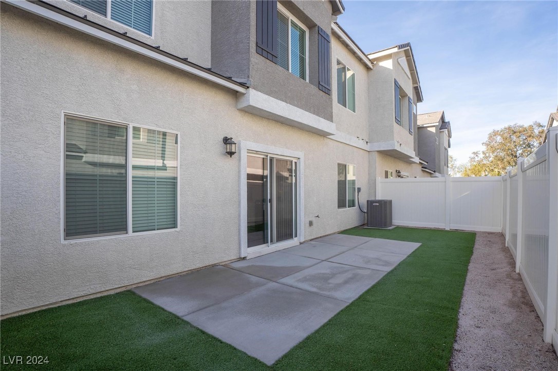 524 Mossy Cup Street 411