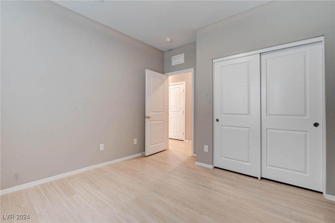 524 Mossy Cup Street 411