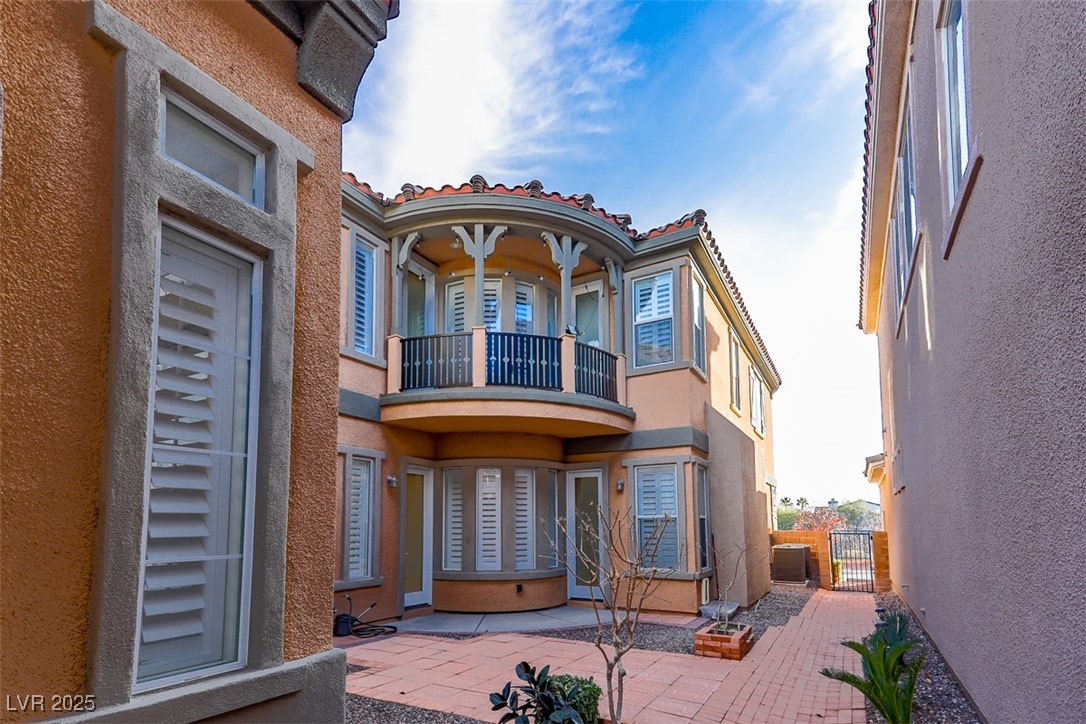 2463 Cordoba Bluff Court