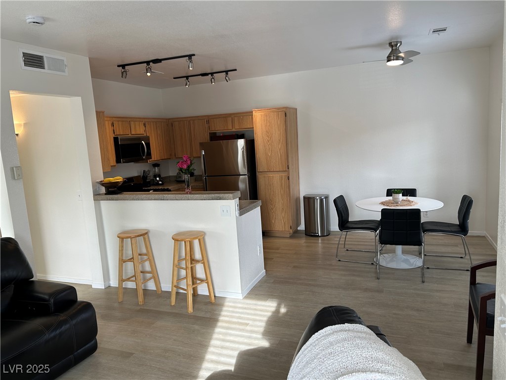 251 South Green Valley Parkway 3322