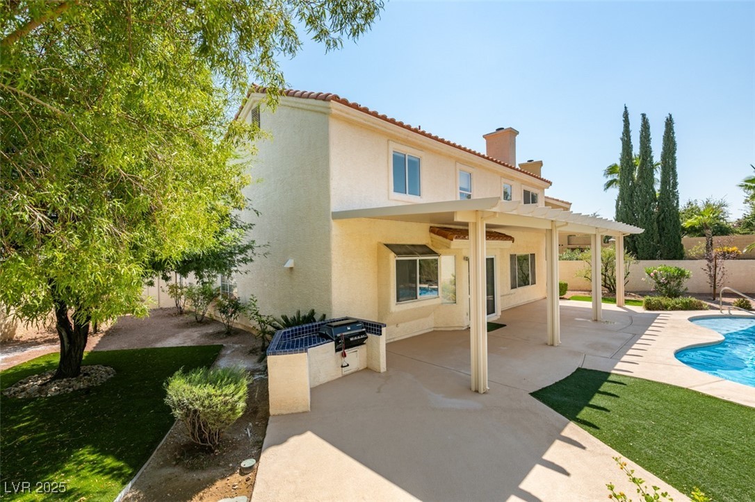 2113 Desert Pines Street