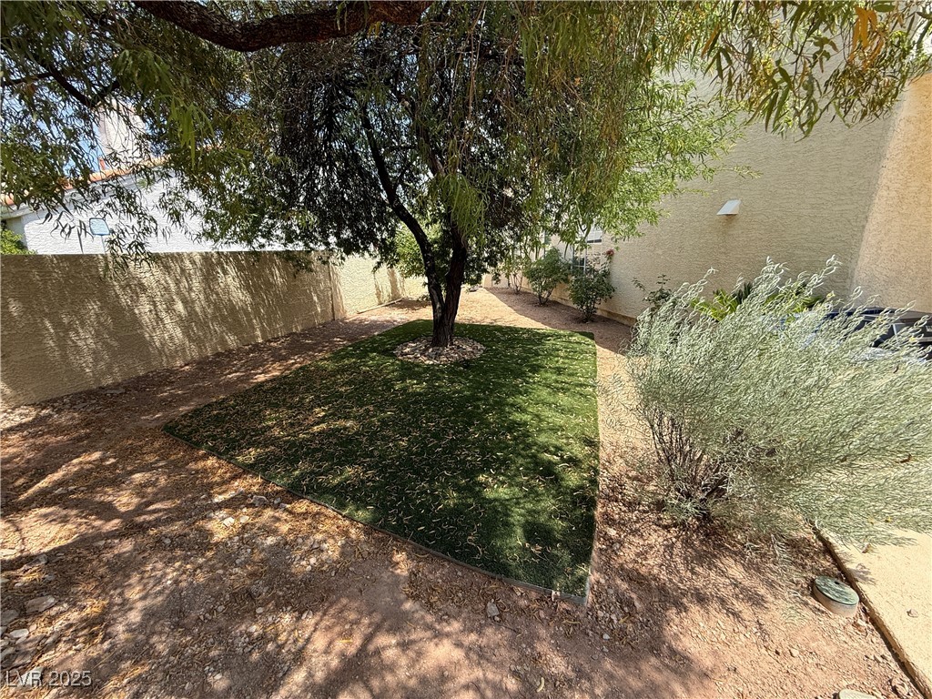 2113 Desert Pines Street