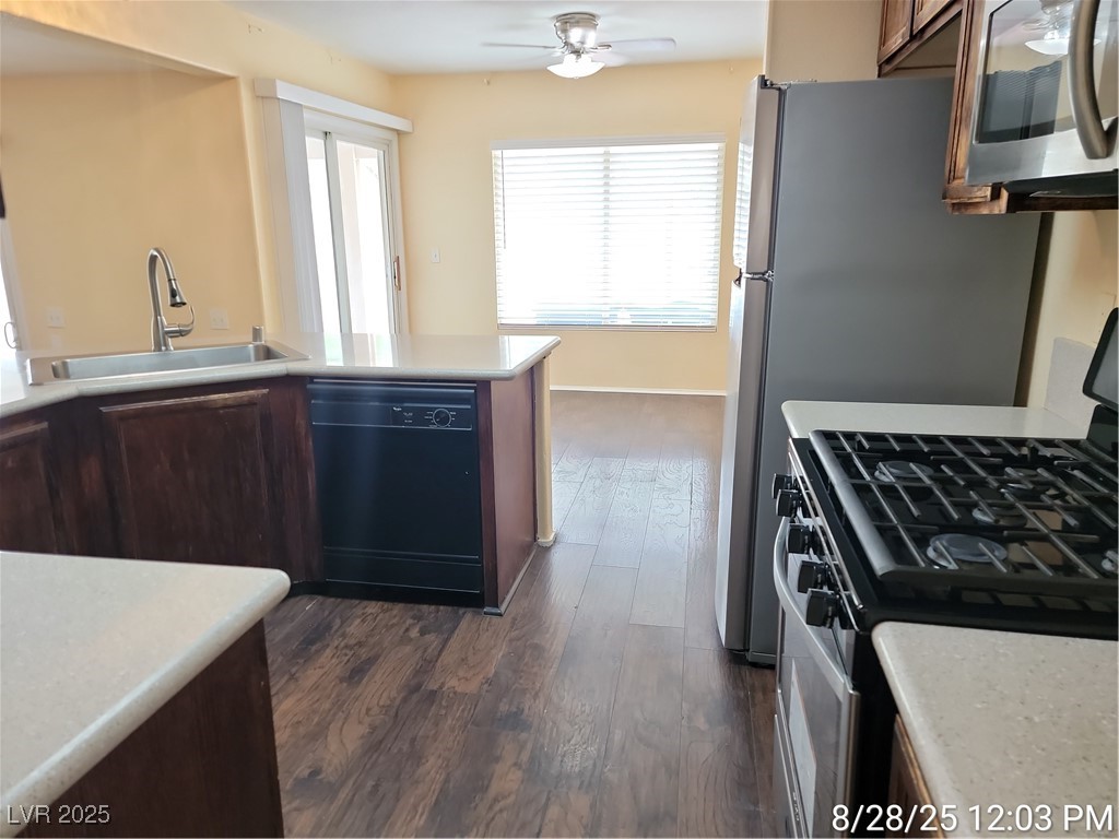 818 Ribbon Grass Avenue