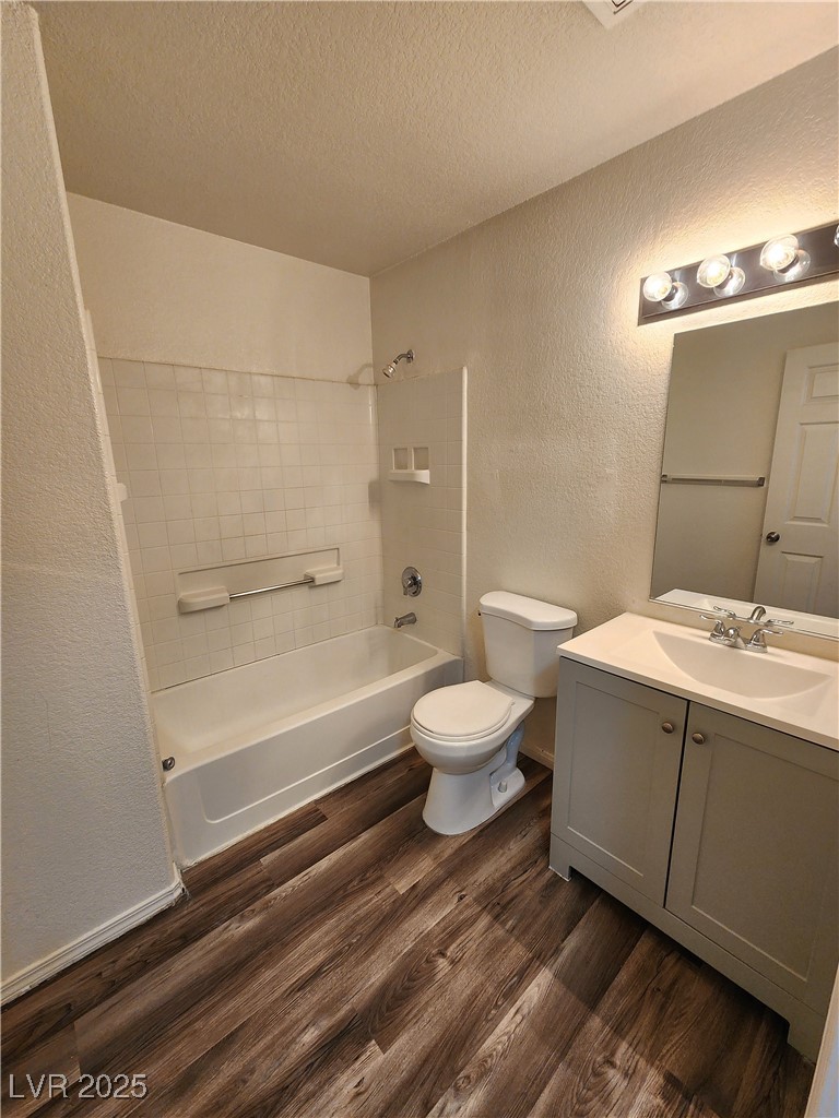 4730 East Craig Road 2087