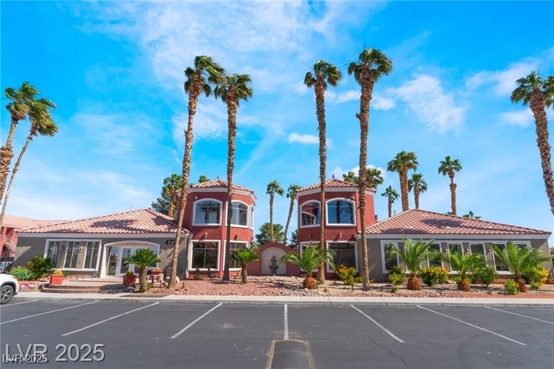 4730 East Craig Road 2087