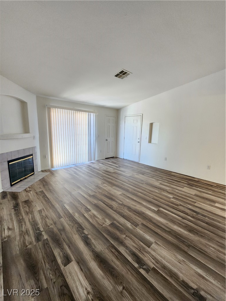 4730 East Craig Road 2087