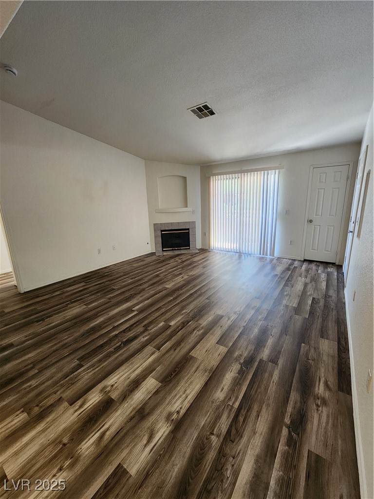 4730 East Craig Road 2087