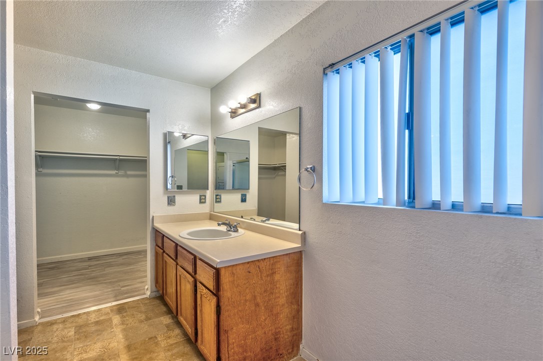 587 Sellers Place