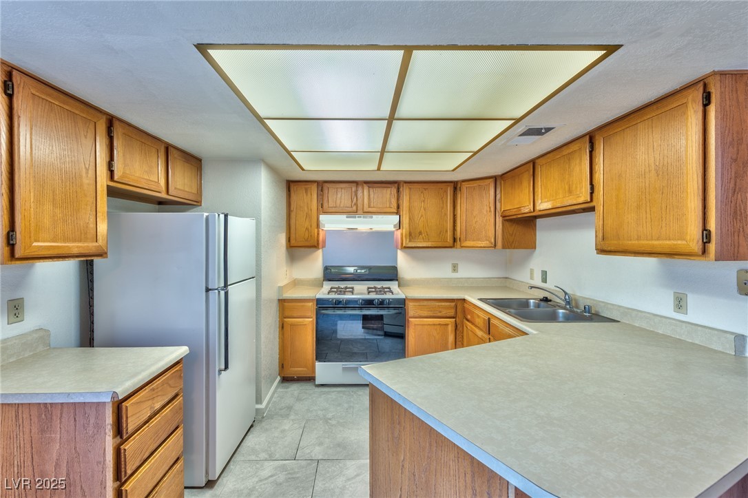 587 Sellers Place
