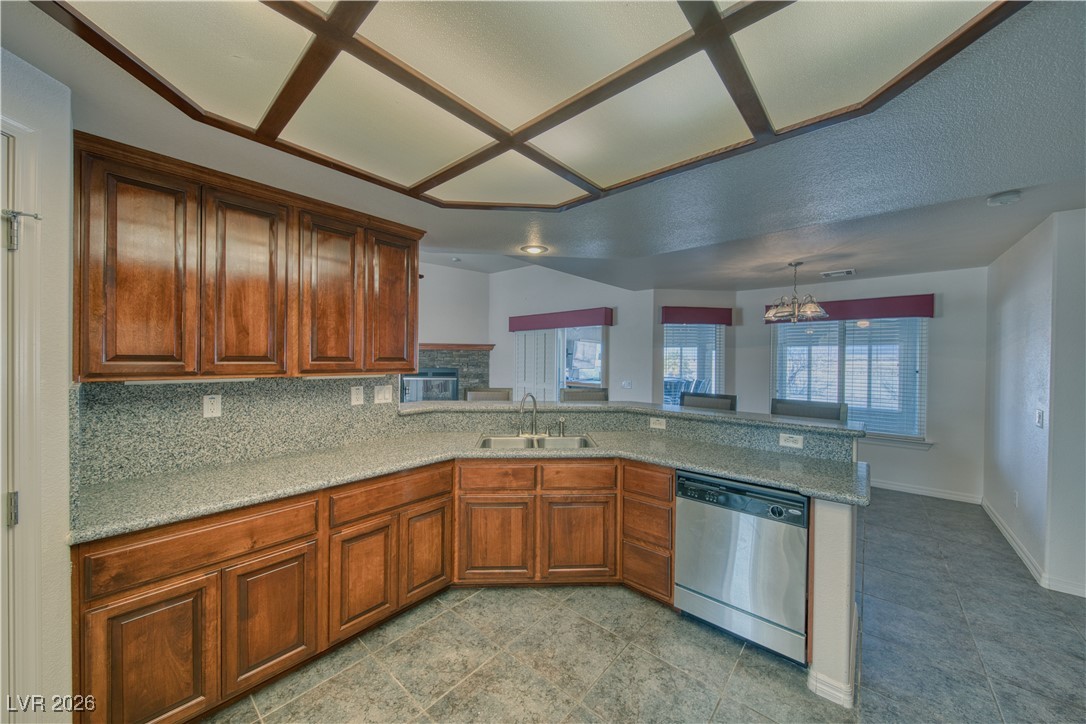 5000 Graystone Drive