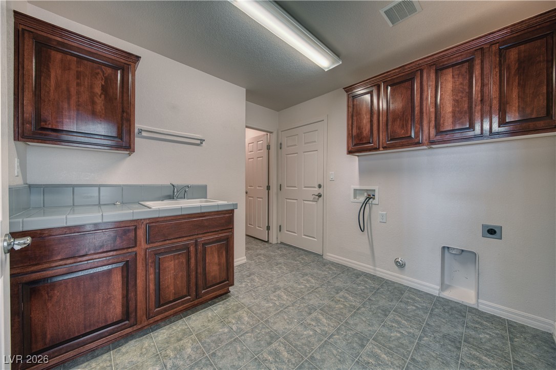5000 Graystone Drive
