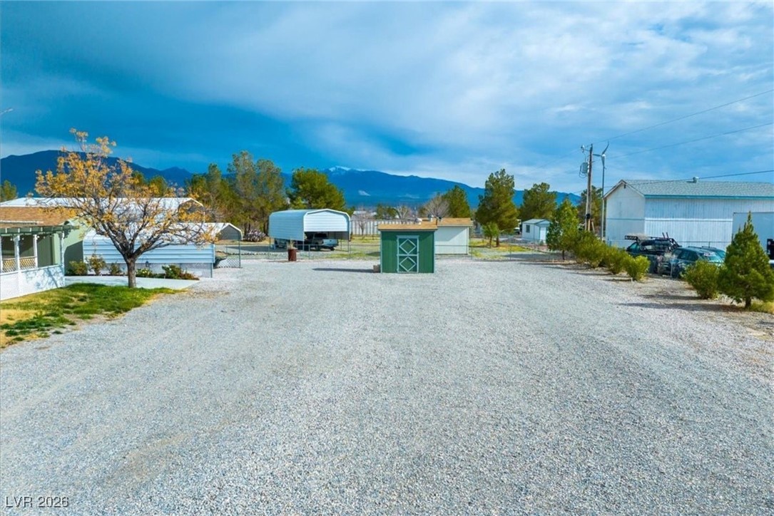 1821 Greta Boulevard