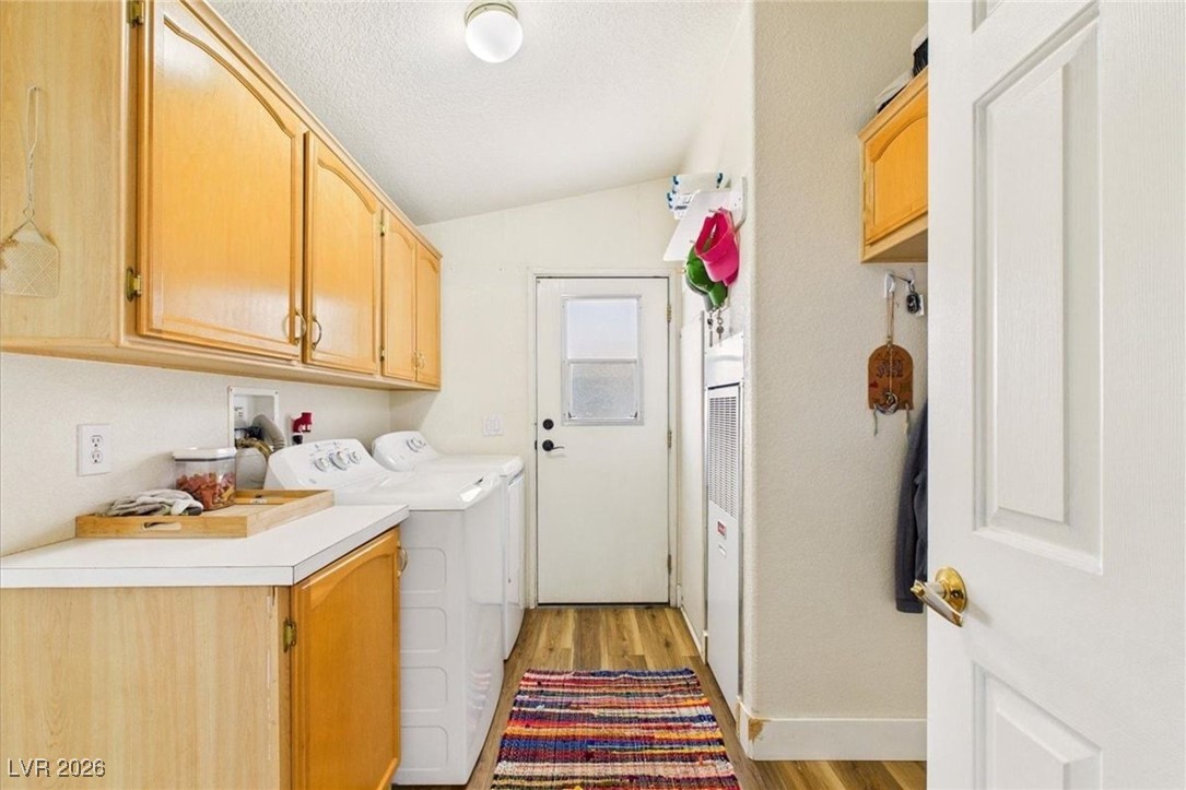 1821 Greta Boulevard