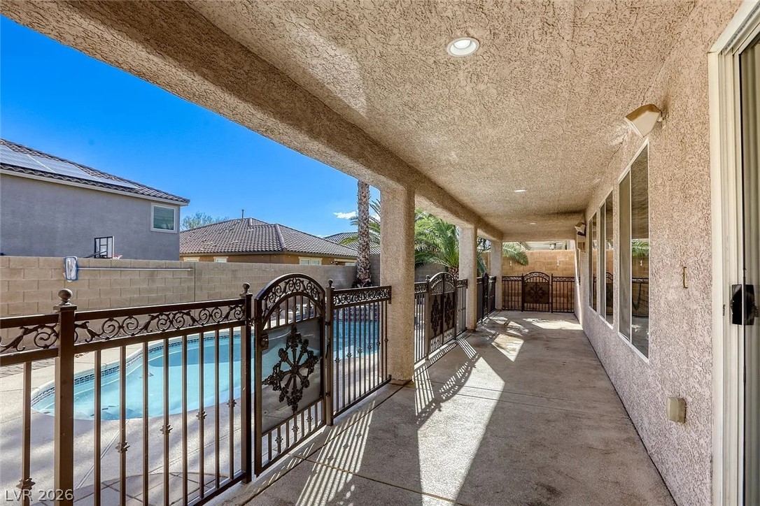 692 Blue Crystal Creek Road