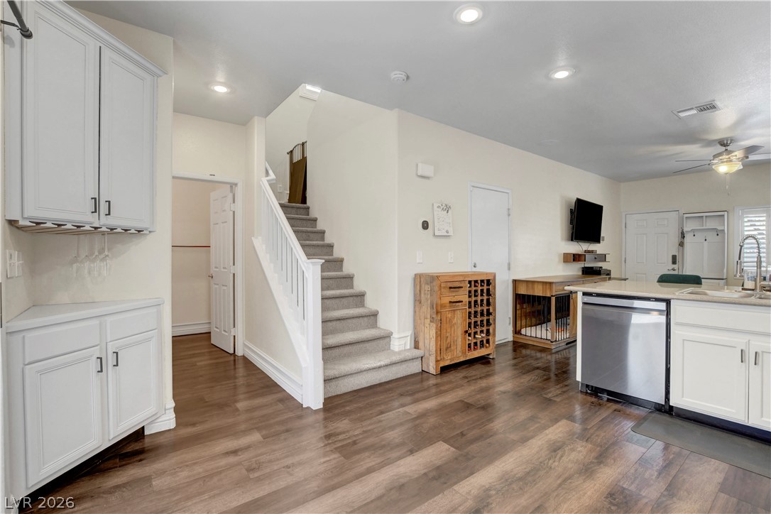 9498 Oro Bullion Street