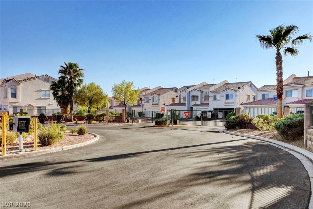 3290 Dragon Fly Street