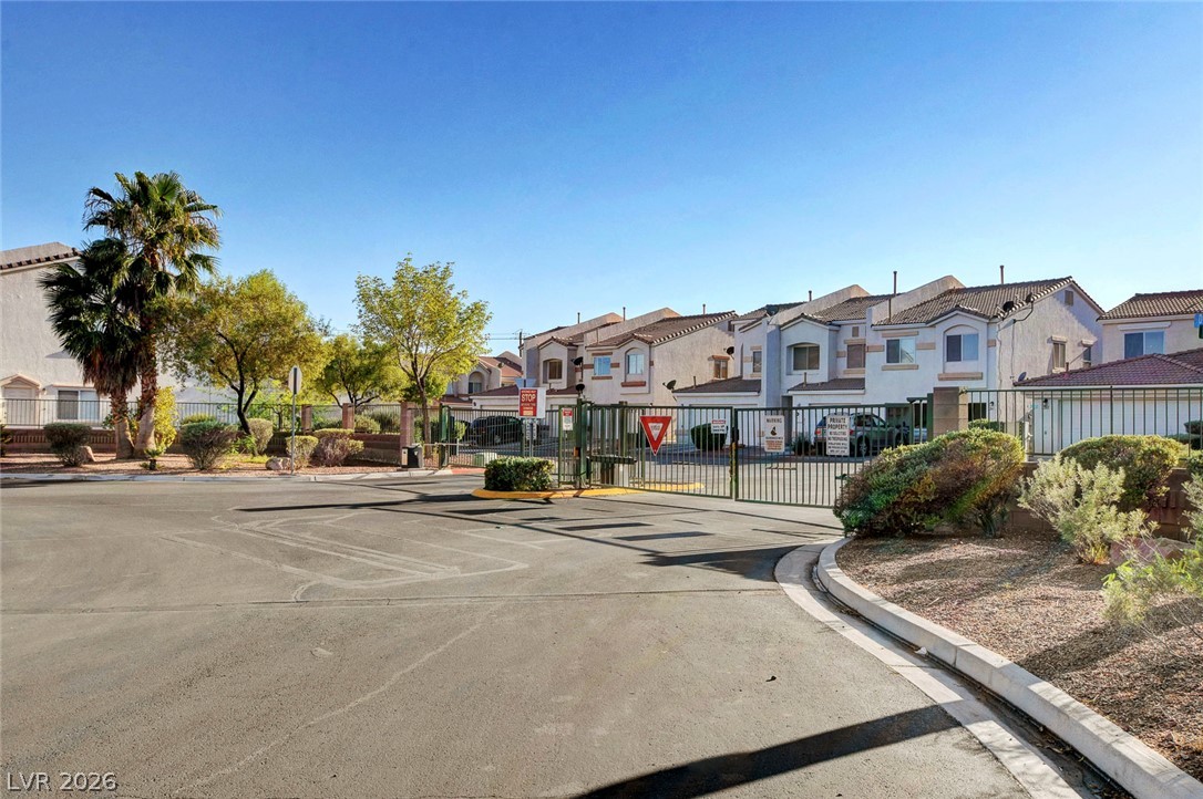 3290 Dragon Fly Street