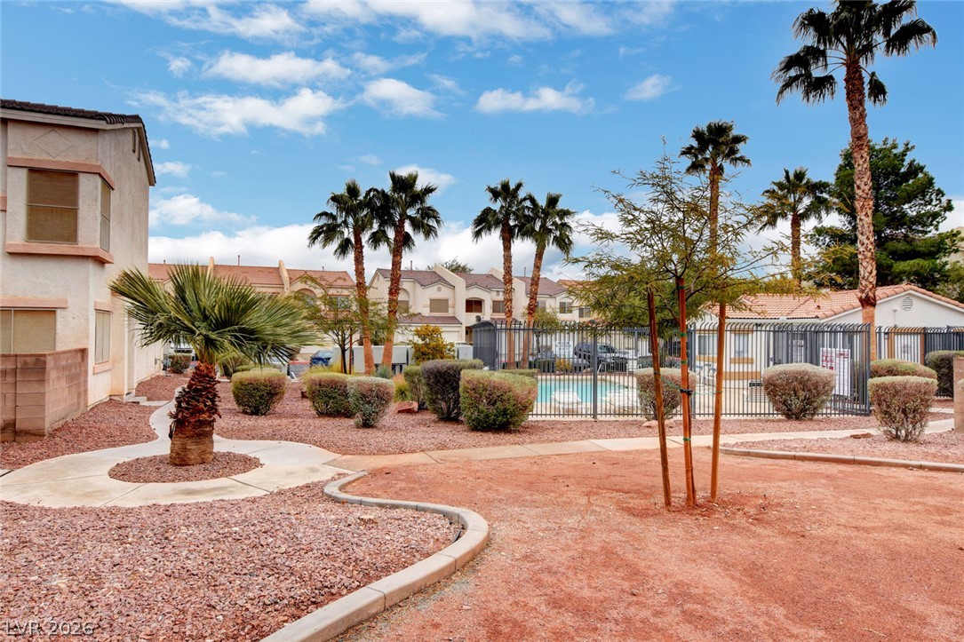 3290 Dragon Fly Street