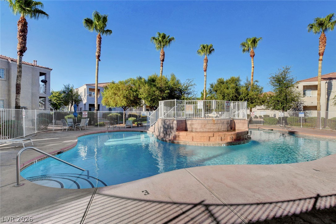 3290 Dragon Fly Street