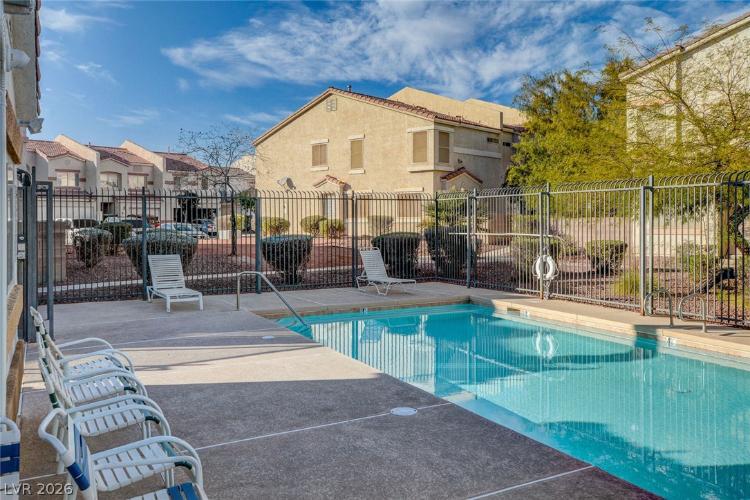 3290 Dragon Fly Street